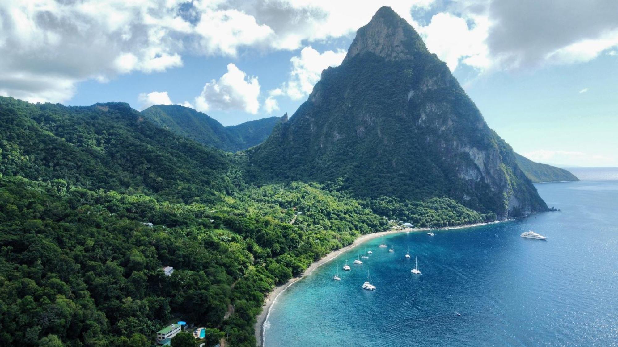 Authentic St, Lucian Experience At Prestigious 2-Bed Villa - Colibri Cottage Villa Soufrière エクステリア 写真