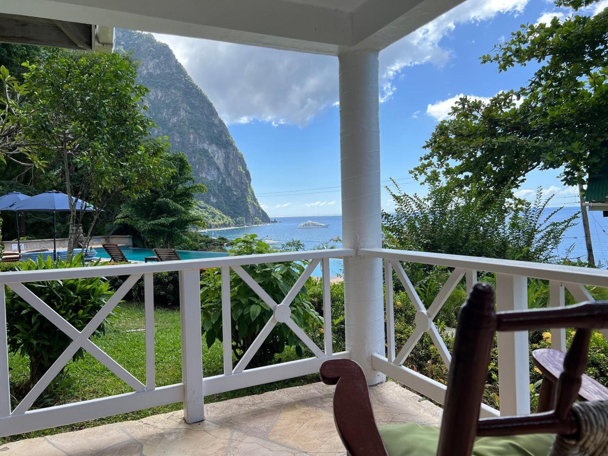 Authentic St, Lucian Experience At Prestigious 2-Bed Villa - Colibri Cottage Villa Soufrière エクステリア 写真